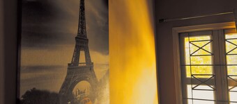 "Cozy Kolkata Getaway in Bhowanipore Near Victoria Memorial & Park Street"