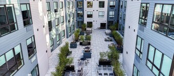 Landing | Stunning 1BD, Courtyard, Gym