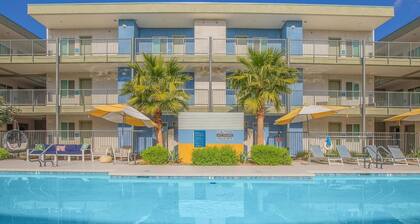 Landing | Beautiful 1BD, Gym, Pool