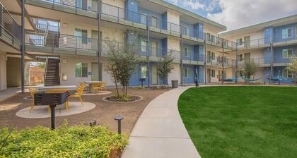 Landing | Incredible 1BD, Gym, Yoga Studio