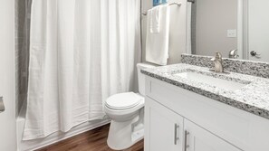 Bathroom - Landing | Spectacular 2BD, Gym, Clubhouse (Memphis)