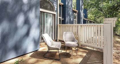 Landing | Beautiful 2BD, Game Room, Clubhouse