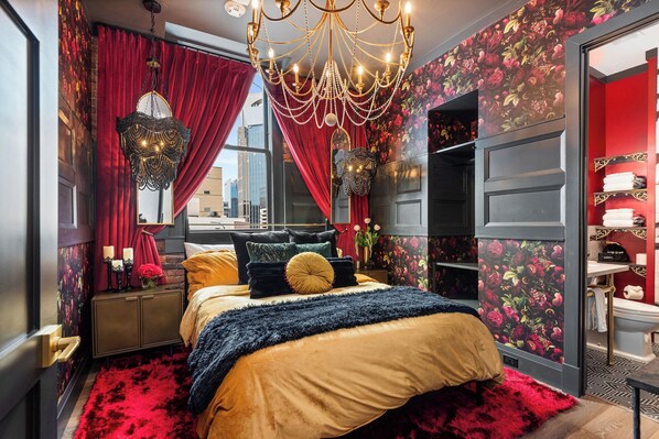 Bureau, fer et planche à repasser, Wi-Fi gratuit, draps fournis