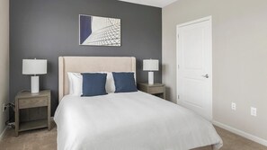 1 bedroom, desk, iron/ironing board, WiFi