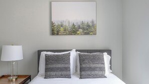 1 chambre, bureau, fer et planche à repasser, Wi-Fi