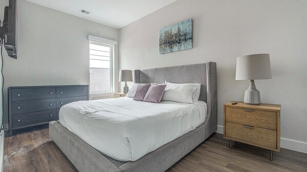 1 bedroom, desk, iron/ironing board, WiFi