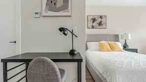Desk, iron/ironing board, WiFi, bed sheets