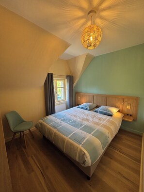 3 bedrooms, free WiFi, bed sheets