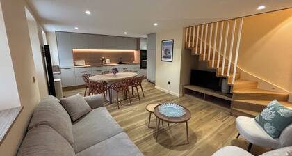 A setting of stone and history