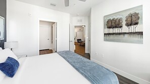 2 Schlafzimmer, Schreibtisch, Bügeleisen/Bügelbrett, WLAN