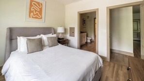 1 chambre, bureau, fer et planche Ă repasser, Wi-Fi