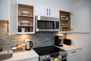 Microwave, oven, stovetop, dishwasher