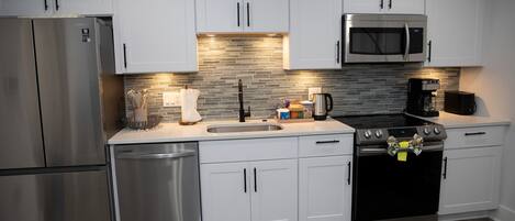 Microwave, oven, stovetop, dishwasher
