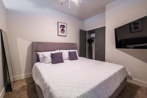 1 Schlafzimmer, Schreibtisch, Bügeleisen/Bügelbrett, WLAN