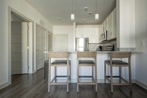 Fridge, dining tables - Landing | Modern 1BD, Clubhouse, Pool (Charlotte)