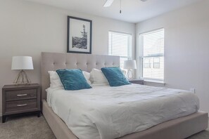 2 bedrooms, desk, iron/ironing board, WiFi