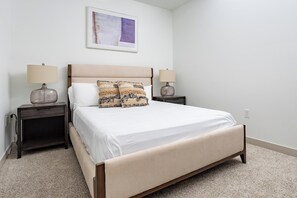 1 Schlafzimmer, Schreibtisch, Bügeleisen/Bügelbrett, WLAN