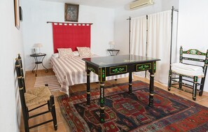 4 chambres, lit parapluie