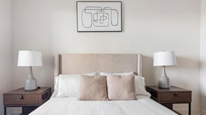 2 bedrooms, desk, iron/ironing board, WiFi - Landing | Amazing 2BD, Gym, Pool (Palmetto)