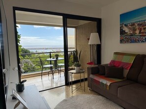 TV - Ocean views - Rooftop pool - Exclusive area (Santa Cruz de Tenerife)