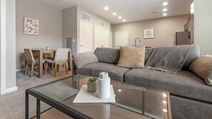 Smart TV - Landing at The Parq at Chesterfield - 2 Bedroom... (Chesterfield)