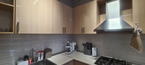 Mikrowelle, Ofen, Herdplatte, Geschirrspüler