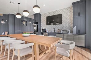 Dining - Landing | Stunning 2BD, Gym, Game Room (Littleton)