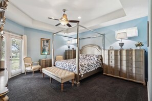 5 soverom, strykejern/-brett, wi-fi og sengetøy