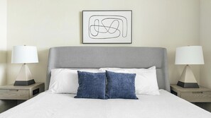 2 Schlafzimmer, Schreibtisch, Bügeleisen/Bügelbrett, WLAN