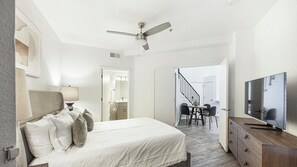 2 Schlafzimmer, Schreibtisch, Bügeleisen/Bügelbrett, WLAN