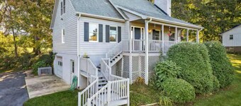The Blue Ridge Retreat-A Peaceful Mountain Home in Weaverville, NC