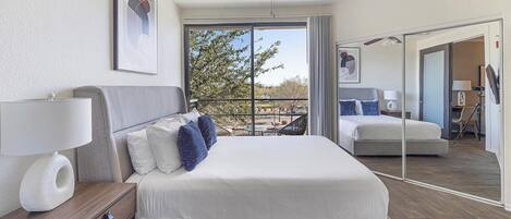1 bedroom, desk, iron/ironing board, WiFi