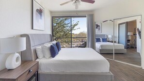 1 soverom, skrivebord, strykejern/-brett og wi-fi