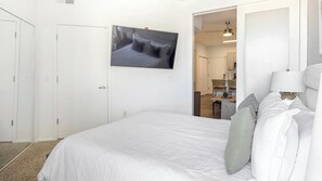 1 chambre, bureau, fer et planche à repasser, Wi-Fi