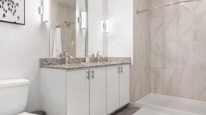 Bathroom - Landing | Stunning 1BD, Pool, Game Room (Avondale Estates)