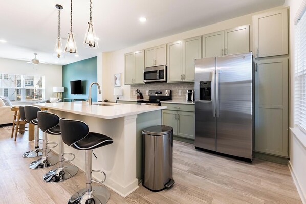 المنشأة من الداخل