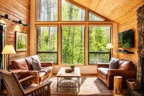 TV - Black Butte Ranch Aspen House 002 (Black Butte Ranch)