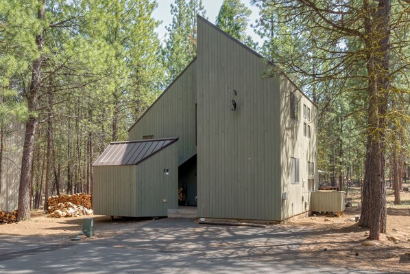 Exterior - Black Butte Ranch House 034 (Black Butte Ranch)