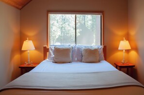 4 間睡房、熨斗/熨衫板、Wi-Fi、床單