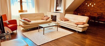 Spacious 3-bedroom apartment with AC in charming Mondsee
