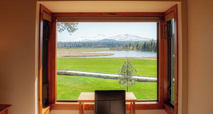 Black Butte Ranch Country House 065