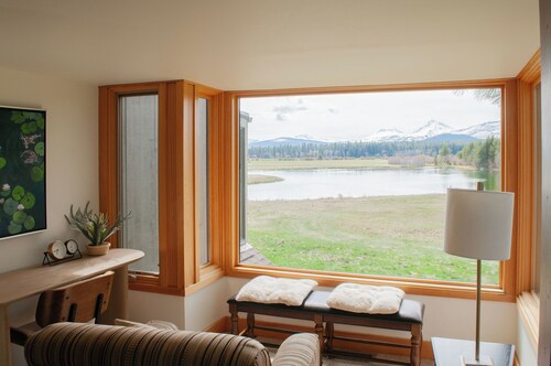 Black Butte Ranch Country House 071