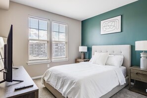 2 quartos, escrivaninha, ferros/tábuas de passar roupa, Wi-Fi