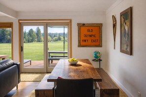 تناول الطعام