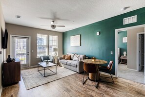 Smart TV - Landing | Stunning 2BD, Yoga Studio, Clubhouse (Florence)