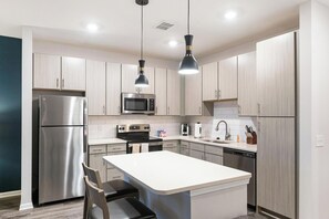 Fridge, dining tables - Landing | Incredible 1BD, Clubhouse, Yoga Studio (Covington)