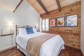 3 dormitorios, tabla de planchar con plancha, wifi y ropa de cama