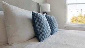 2 Schlafzimmer, Schreibtisch, Bügeleisen/Bügelbrett, WLAN