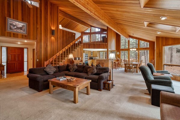 Télévision, cheminée