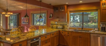 Black Butte Ranch Glaze Meadow 399